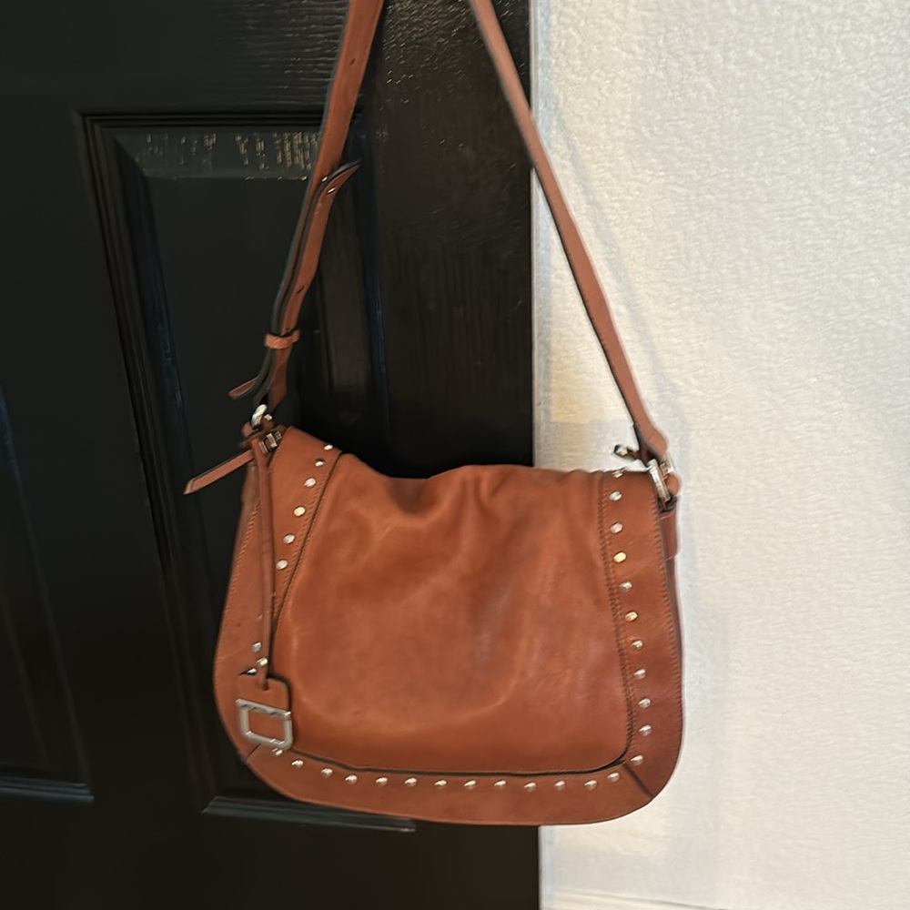 Innue genuine leather shoulder bag purse NWOT color brown made in Italy.